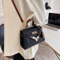 Simple Small Bag New Fashion Spring And Summer Portable Kelly Bag 20*14.5*8.5cm main image 4