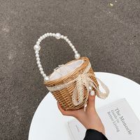 Pearl Chain Women's New Mini Handbag 14*10*12cm main image 1
