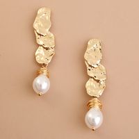 Fashion Retro Special-shaped Metal Baroque Pearl Earrings main image 1