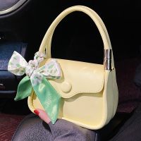 2022 New Fashion Bow Portable Messenger Handbag 19*14*12cm main image 4