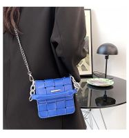 New Fashion Woven One-shoulder Small Square Chain Messenger Bag 14*18*5cm sku image 9