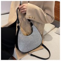 2022 New Fashion Rhinestone Shoulder Messenger Chain Crescent Bag 25.5*7.5*23cm sku image 6