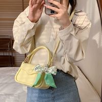 2022 New Fashion Bow Portable Messenger Handbag 19*14*12cm sku image 1