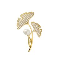 Brooch Alloy Ginkgo Leaf Pearl Micro-encrusted Zircon Suit Jacket Corsage Decoration main image 6