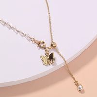Korean White Crystal Handmade Creative Spring Buckle Imitation Pearl Butterfly Necklace main image 5