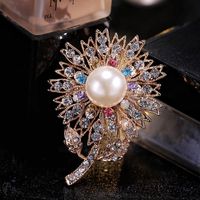 Fashion Diamond Pearl Crystal Sun Flower Alloy Brooch main image 1