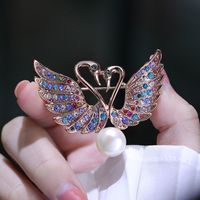 Brooch Natural Pearl Diamond Double Swan Alloy Corsage Boutique main image 1