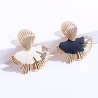 New Popular Asymmetric Ginkgo Fashion Leaf Alloy Earrings sku image 1