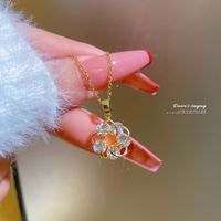 Fashion Titanium Steel Round Five-petal Flower Micro-encrusted Diamond Necklace main image 4