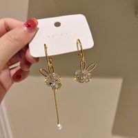 Cute Asymmetrical Inlaid Rhinestone Pearl Rabbit Shaped Earrings Wholesale sku image 1