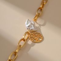 Baroque Inlaid Pearl Hollow Chain Heart Pendant Ot Buckle Bracelet main image 5