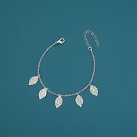 Creative Fashion Leaf Pendant Blue Green Luminous Luminous Bracelet Bracelet Jewelry main image 5