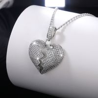 Mode Gebrochenes Herz Anhänger Voller Diamanten Kupfer Zirkon Herz Halskette main image 1
