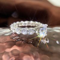 Classique Plein Cercle Plein Diamant Zircon Dames Bague Bijoux En Cuivre En Gros main image 3