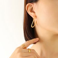 Retro Large Circle C-shaped Earrings sku image 1