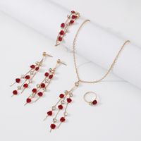 Simple Flower Inlaid Pearl Necklace Jewelry Set Wholesale main image 1