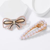 Classic Fashion Pearl Bow 2 Piece Hair Clip Set main image 3
