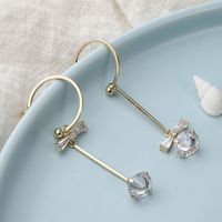Simple Fashion C-shaped Copper Zircon Bows Asymmetrical Earrings main image 1