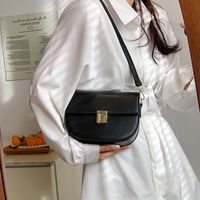 Simple Metal Buckle Female Bag Retro Shoulder Messenger Saddle Bag 21*16*7cm main image 5