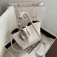 New Trendy Fashion Silk Decoration Portable One-shoulder Bucket Bag 28*18*11cm main image 3
