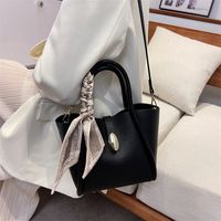 New Trendy Fashion Silk Decoration Portable One-shoulder Bucket Bag 28*18*11cm main image 5