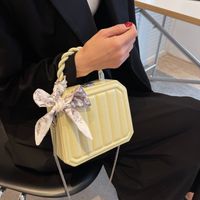New Messenger Bag Box Bag Female Hand-held Small Square Bag 18*15.5*7cm main image 3