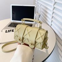 Women's Spring And Summer Double Metal Buckle Messenger Bag 19*11*7cm main image 4