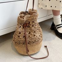 Straw Bucket Bag Women's Spring And Summer Large Capacity Shoulder Bag 19*31*19cm main image 3