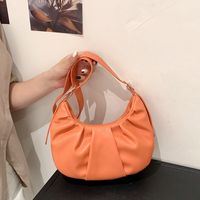 New Fashion Spring Solid Color One-shoulder Underarm Pleated Cloud Bag 23*12*7cm main image 3