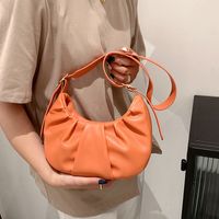 New Fashion Spring Solid Color One-shoulder Underarm Pleated Cloud Bag 23*12*7cm main image 5