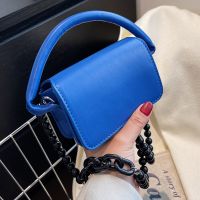 2022 New Acrylic Chain Solid Color Messenger Handbag 13*8.5*5.5cm main image 5