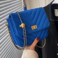 Spring And Summer Small Bag New Rhombus Embossed Chain Bag 22*17*7.5cm main image 3