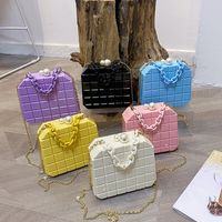 2022 New One-shoulder Rhombus Messenger Hand-held Small Square Bag 18*15*5cm main image 2