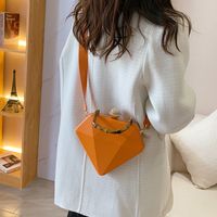 Fashion Women's New Autumn And Winter One-shoulder Messenger Bag 22*18*6cm main image 5