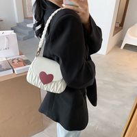 2022 New Fashion Heart Buckle One-shoulder Messenger Small Square Bag 20*16*6cm sku image 1
