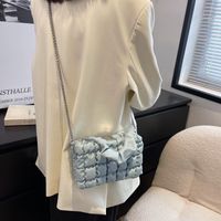 Spring Simple Women's New Fashion Hand-held Chain One-shoulder Messenger Bag 20.5*13*6.5cm sku image 1