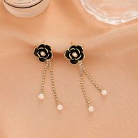 Retro Diamond Black Camellia Earrings Fashion Alloy Earrings main image 5