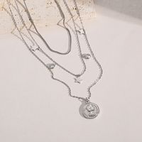 Fashion Star Round Portrait Pendant Titanium Steel Clavicle Chain main image 1