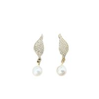 Fashion Pearl Diamond Earrings Simple Wing-shaped Alloy Earrings main image 4