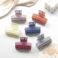 Simple Color Clip Autumn And Winter Shark Clip Korean Square Large Hair Clip main image 4