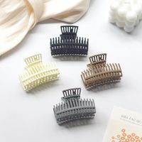 Simple Color Clip Autumn And Winter Shark Clip Korean Square Large Hair Clip main image 5