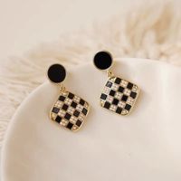 Fashion Black And White Checkerboard Square Pearl Alloy Earrings sku image 1