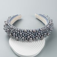 Exaggerated Wide-brimmed Pearl Headband Wholesale main image 3