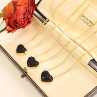 Simple Heart-shaped Black Diamond Pendant Necklace Fashion Titanium Steel Gold-plated Clavicle Chain main image 3