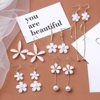 Fashion White Daisy Flower Pearl Tassel Earrings Wholesale main image 2