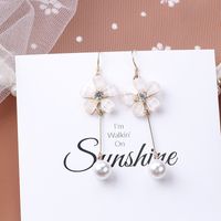 Fashion White Daisy Flower Pearl Tassel Earrings Wholesale main image 5