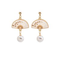 Retro Fan Pearl Flower Folding Tassel Earrings Ear Clips main image 6