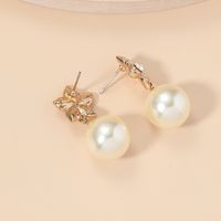 Fashion Inlaid Pearl Five-pointed Star Drop Earrings Wholesale main image 4