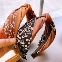 Retro Floral Printing Contrast Color Kink Stitching Headband Wholesale main image 4