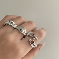 Fashion Three-dimensional Metal Thorns Inlaid With Red Diamonds Ring main image 1